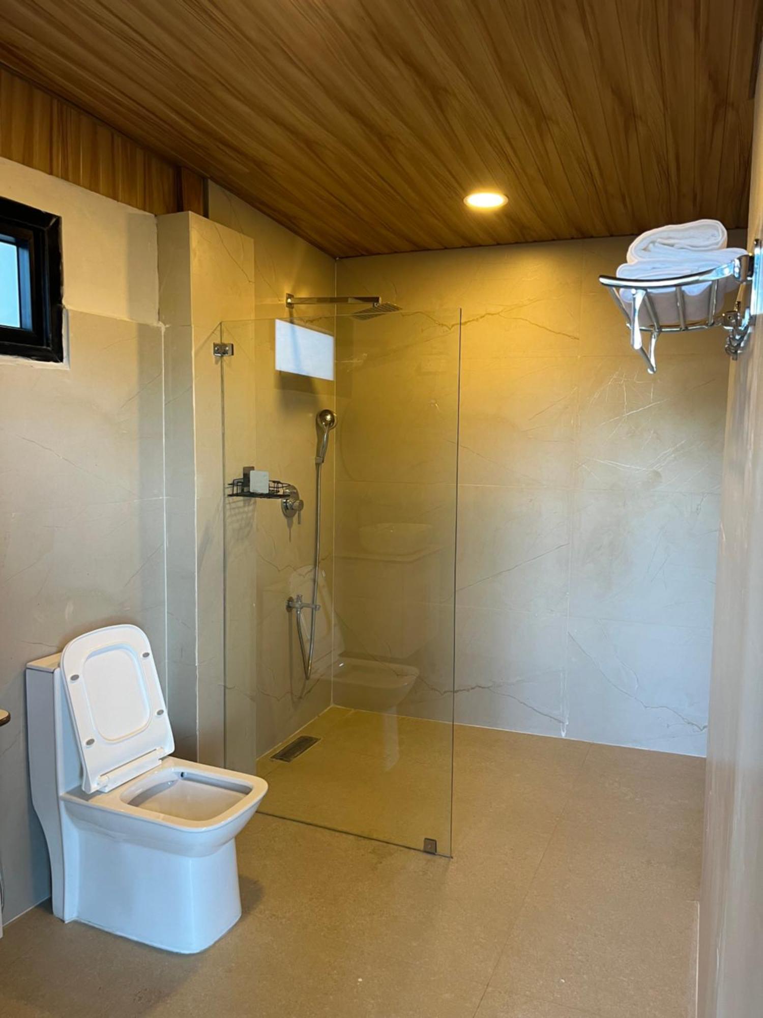 Cave Hill By Ferns Hotel Aizawl Ngoại thất bức ảnh