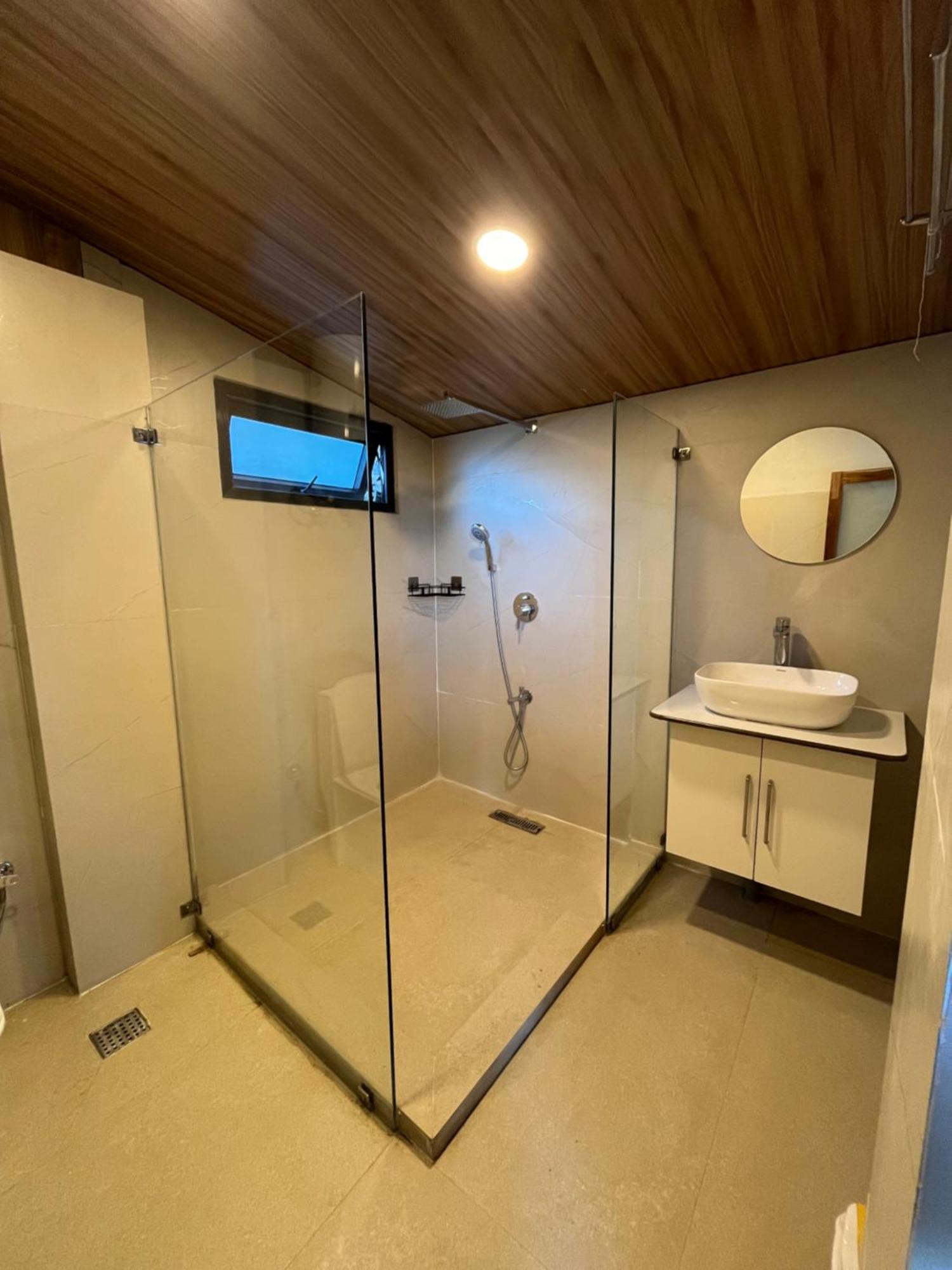 Cave Hill By Ferns Hotel Aizawl Ngoại thất bức ảnh