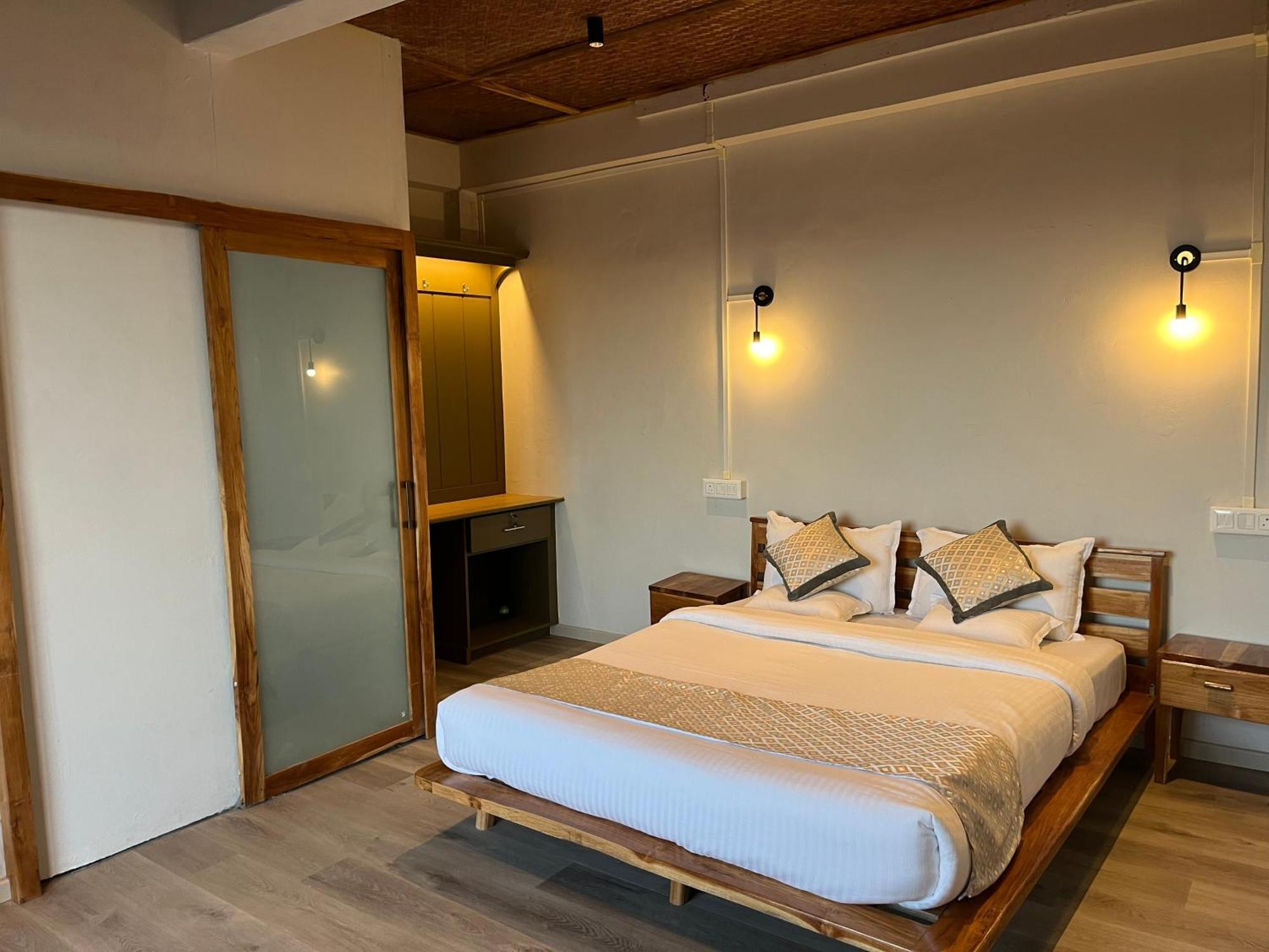 Cave Hill By Ferns Hotel Aizawl Ngoại thất bức ảnh