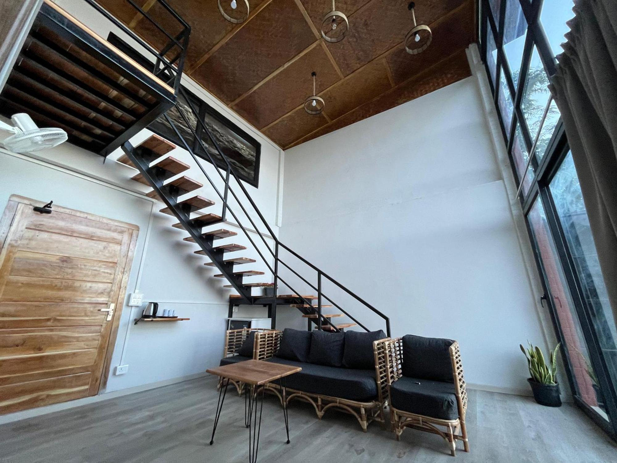 Cave Hill By Ferns Hotel Aizawl Ngoại thất bức ảnh